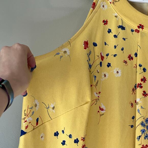 Charter Club Yellow / Navy Blue Floral Halter Tank Top Size 1X - Picture 8 of 13